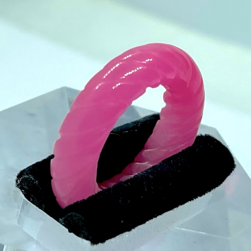 Pink Jade Twist Ring
